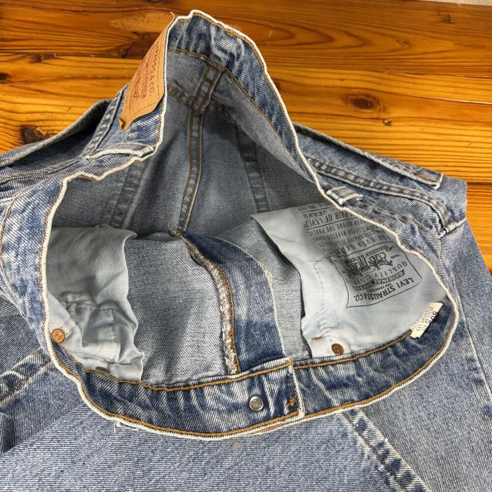 Vintage 1991 Levi's 505 Denim Jeans Men's Size 36x30 Black Bat Wing Made in USA